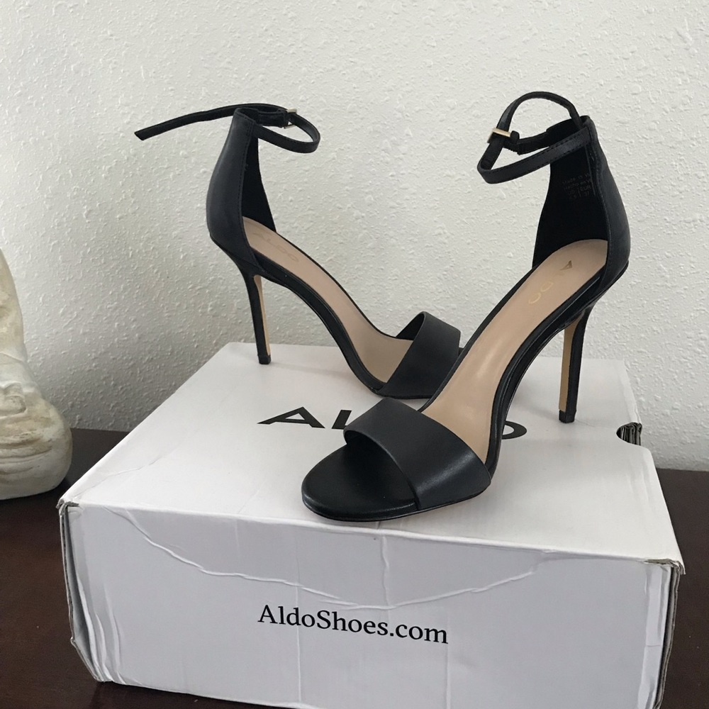 Brand new Aldo Heels